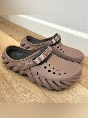 Crocs Echo Clogs Truffle Pink Size M 11 Excellent Condition